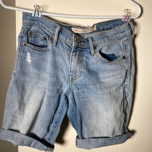 Second-hand denim shorts from gap.